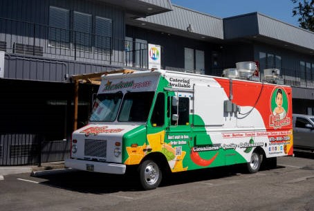 Vehicle Wraps image
